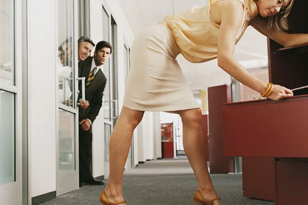 Интимно с колежка