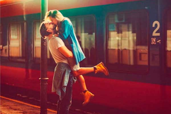 Когато едно момче срещна едно момиче във влака